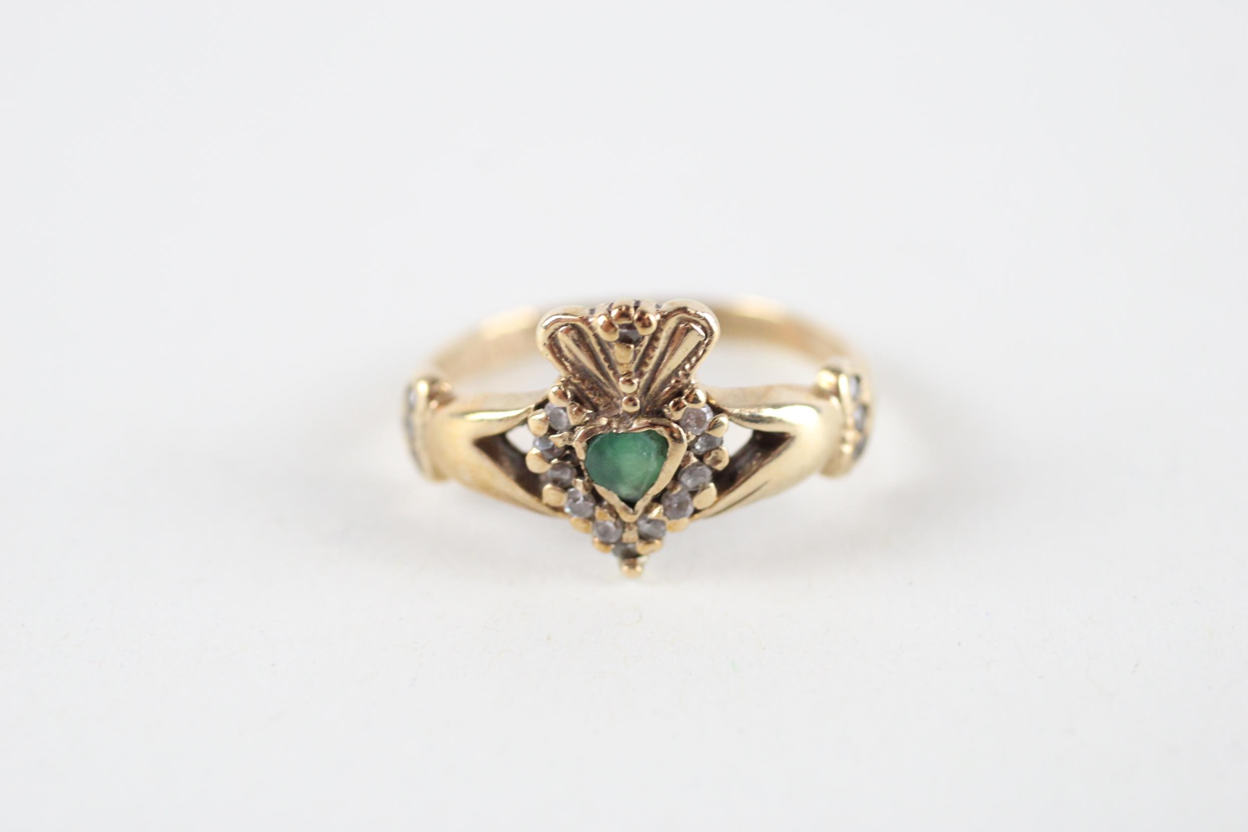 10ct gold emerald & diamond claddah ring (2g) Size J