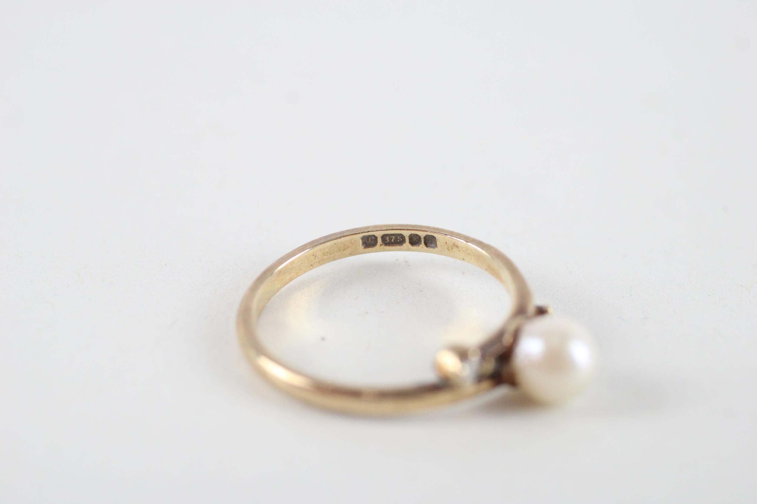 9ct gold cultured pearl & diamond ring (1.8g) Size M + M - Image 3 of 5