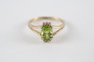 9ct gold peridot & diamond dress ring (2.4g) Size N