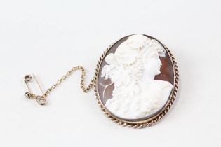 9ct gold shell cameo brooch (13.1g)