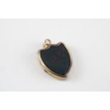 9ct gold back & front bloodstone patterned locket (5.2g)