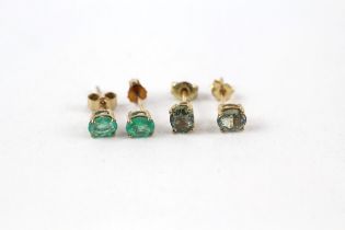 2x 9ct gold green sapphire & emerald stud earrings (1.2g)