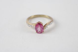9ct gold coated pink topaz single stone ring with diamond set shoulders (2.2g) Size N
