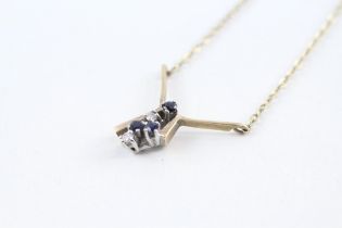 9ct gold diamond & sapphire pendant necklace (3.2g)
