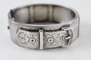 A Victorian silver buckle bangle (39g)