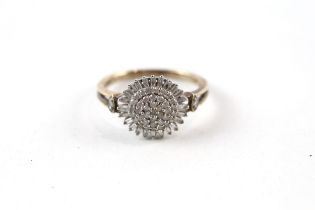 9ct gold diamond cluster ring (2.4g) Size O