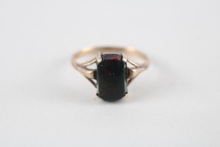 9ct gold vintage bloodstone ring (1.6g) Size N