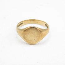 9ct gold gents signet ring (5.3g) Size V