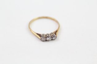 9ct gold vintage diamond set trilogy ring (1.1g) Size M