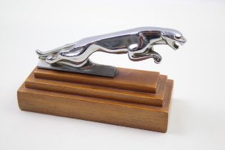 Vintage JAGUAR Chrome Plated Collectors Car Mascot Badge on Wooden Plinth // Ref - 7242652V