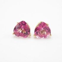 HM 9ct gold stud earrings with large pink stones (4.1g)