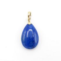 HM 9ct gold blue stone pendant (10.7g)