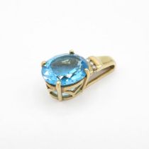 HM 9ct gold pendant with blue stone (3.1g)