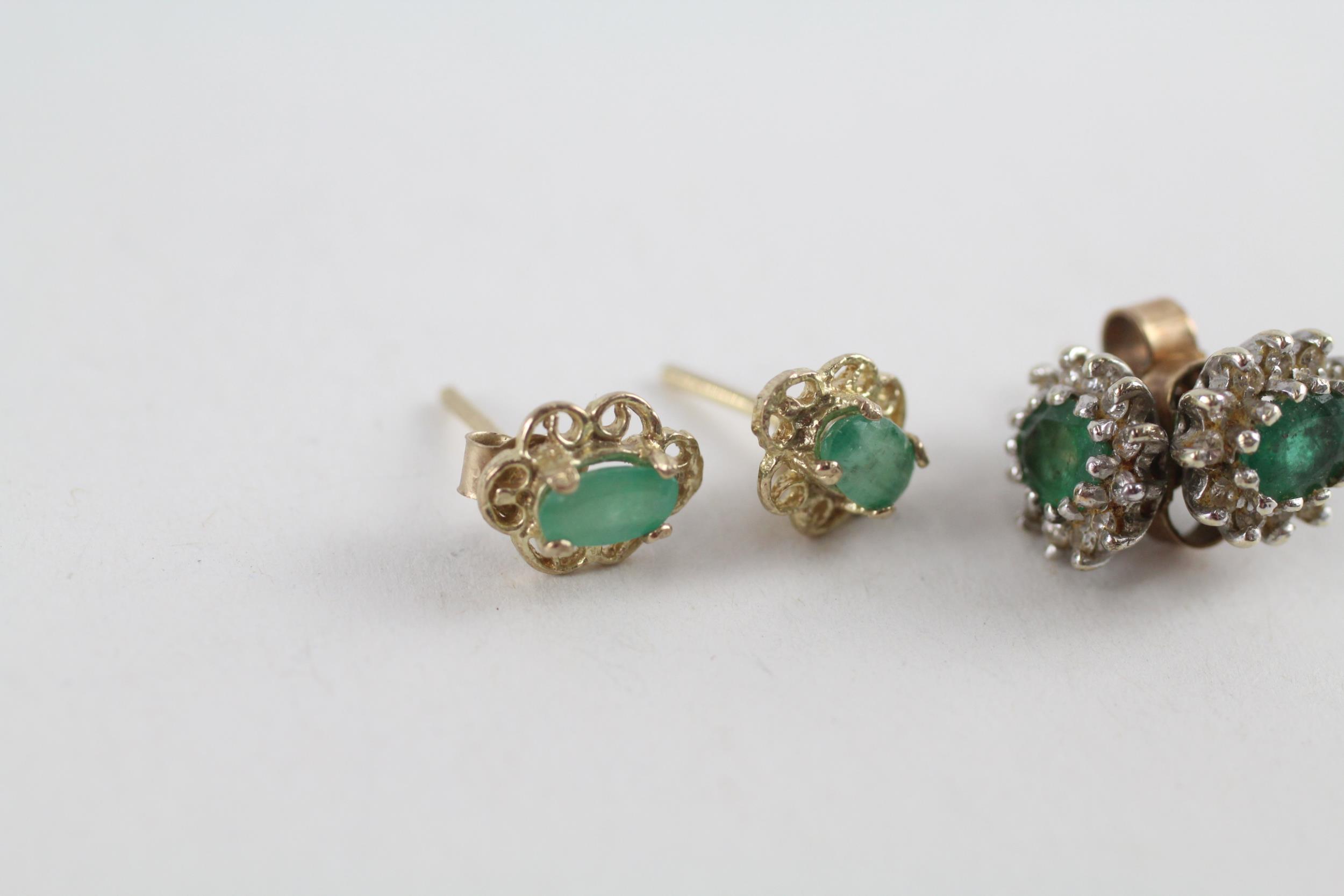 2x 9ct gold emerald & diamond earrings (2.3g) - Image 4 of 4