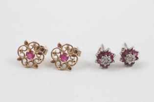 2x 9ct gold ruby & diamond stud earrings (2g)