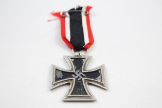 WW2 German Iron Cross 2nd Class // WW2 German Iron Cross 2nd Class In antique/vintage condition