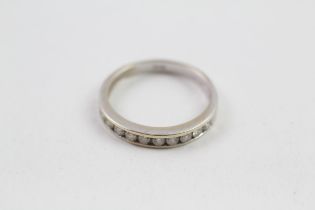 18ct gold diamond half eternity ring (2.1g) Size M 1/2