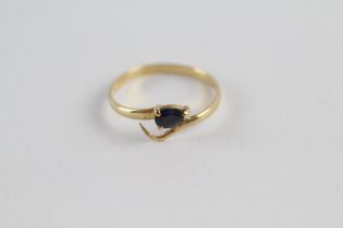 16ct gold pear cut sapphire dress ring (1.1g) Size M