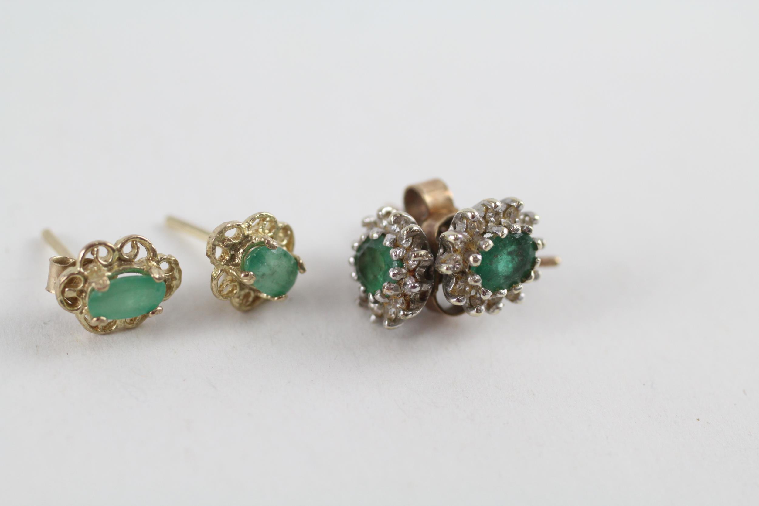 2x 9ct gold emerald & diamond earrings (2.3g) - Image 3 of 4