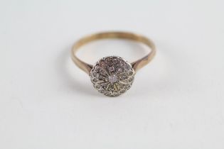 9ct gold diamond cluster ring (2.4g) Size S 1/2