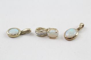 3x 9ct gold opal & diamond pendants (2.5g)