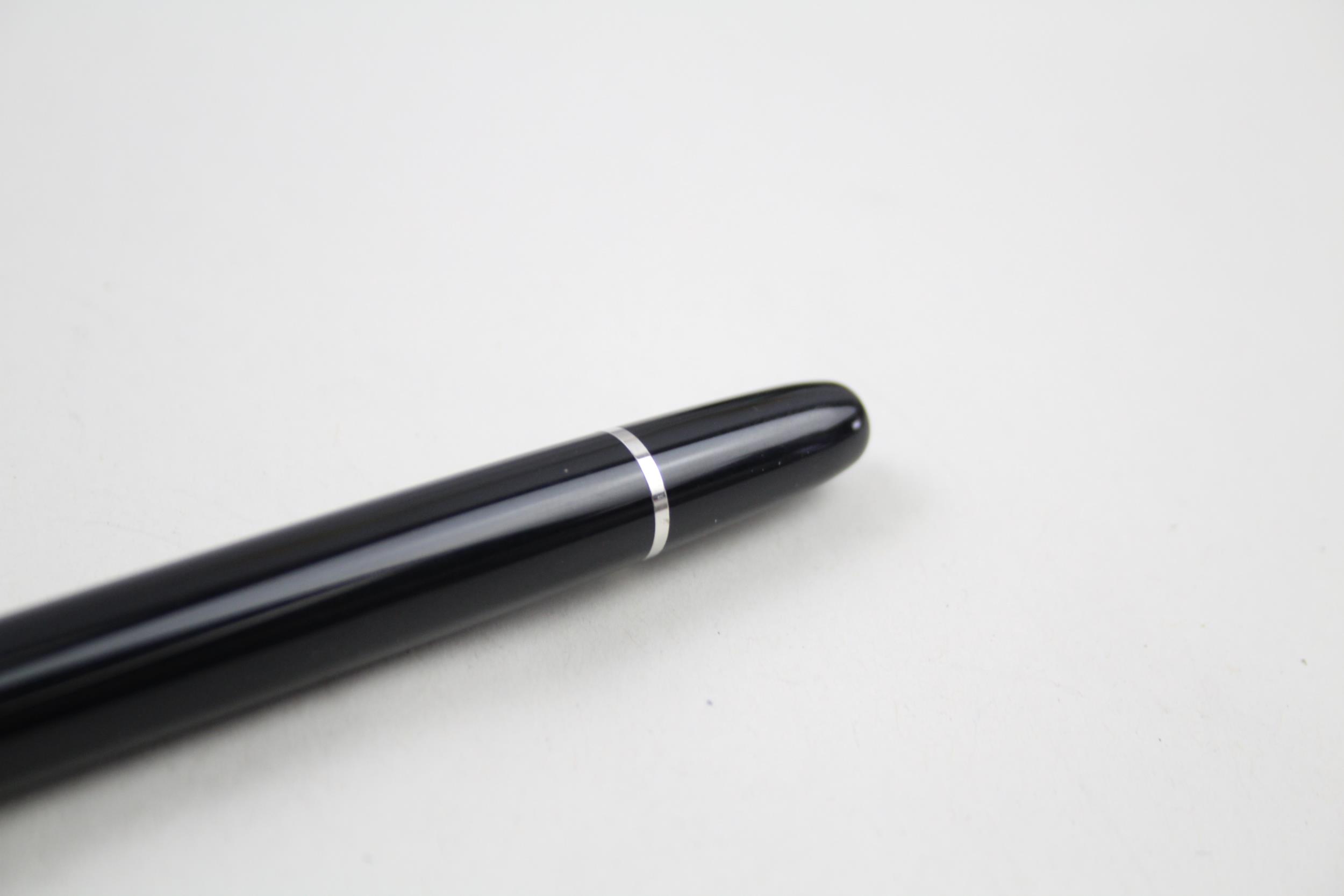 MONTBLANC Meisterstuck Black Cased Rollerball Pen - HR1155466 // UNTESTED In previously owned - Image 9 of 12
