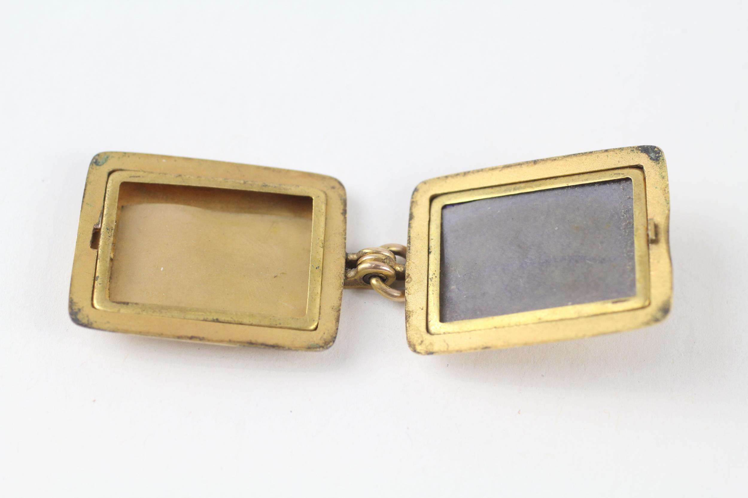 9ct gold back & front antique engraved locket (7.6g) - Image 4 of 5