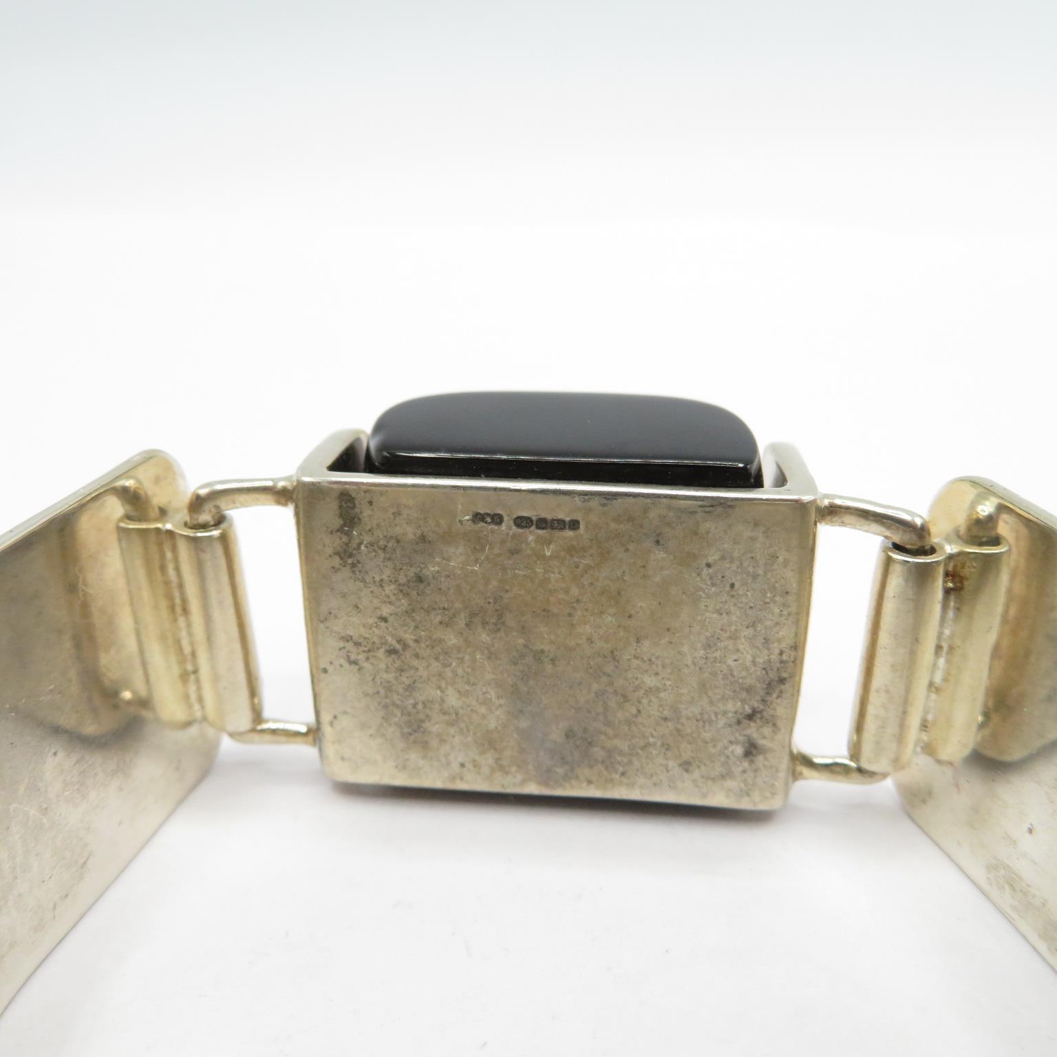 A hallmarked silver brutalist bracelist 51g - Image 4 of 5