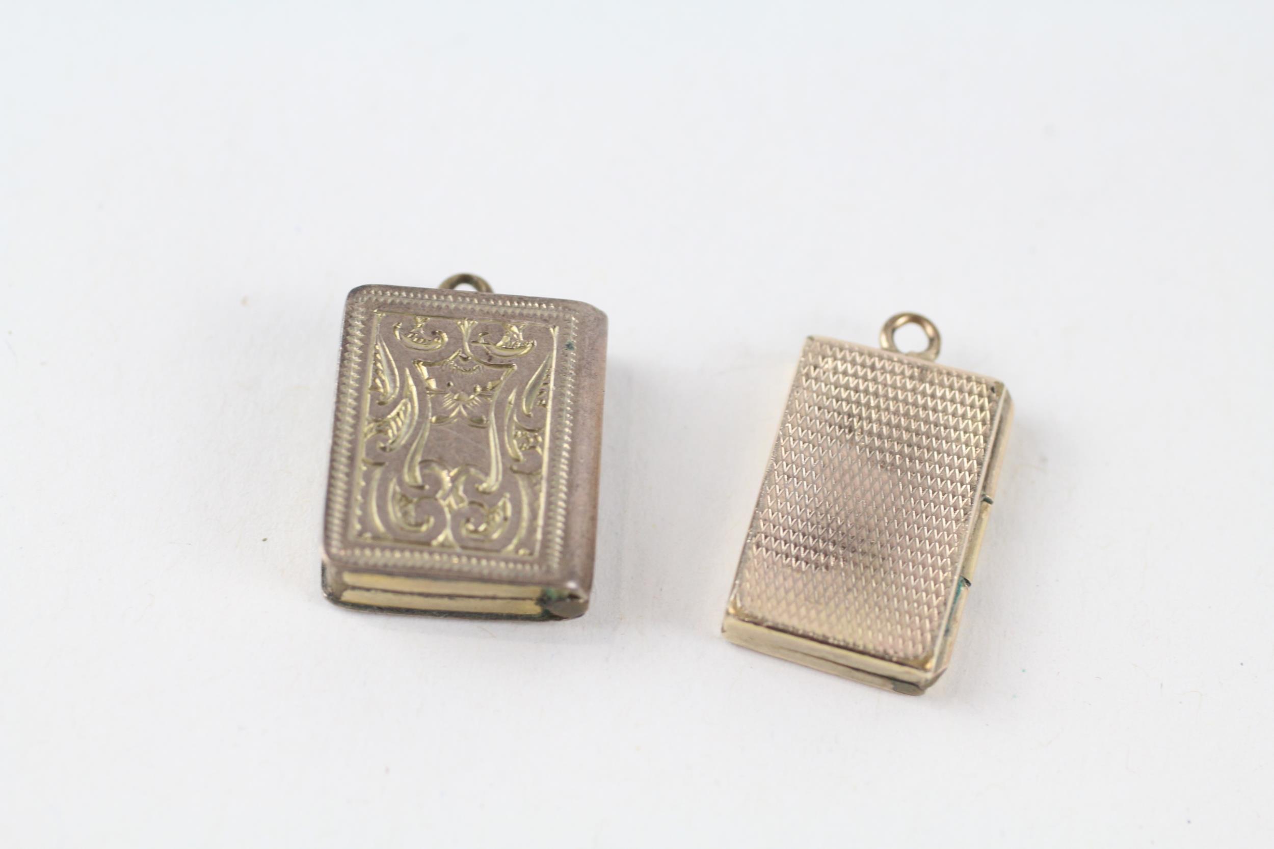 2x 9ct gold back & front antique patterned lockets (5g) - Image 4 of 4