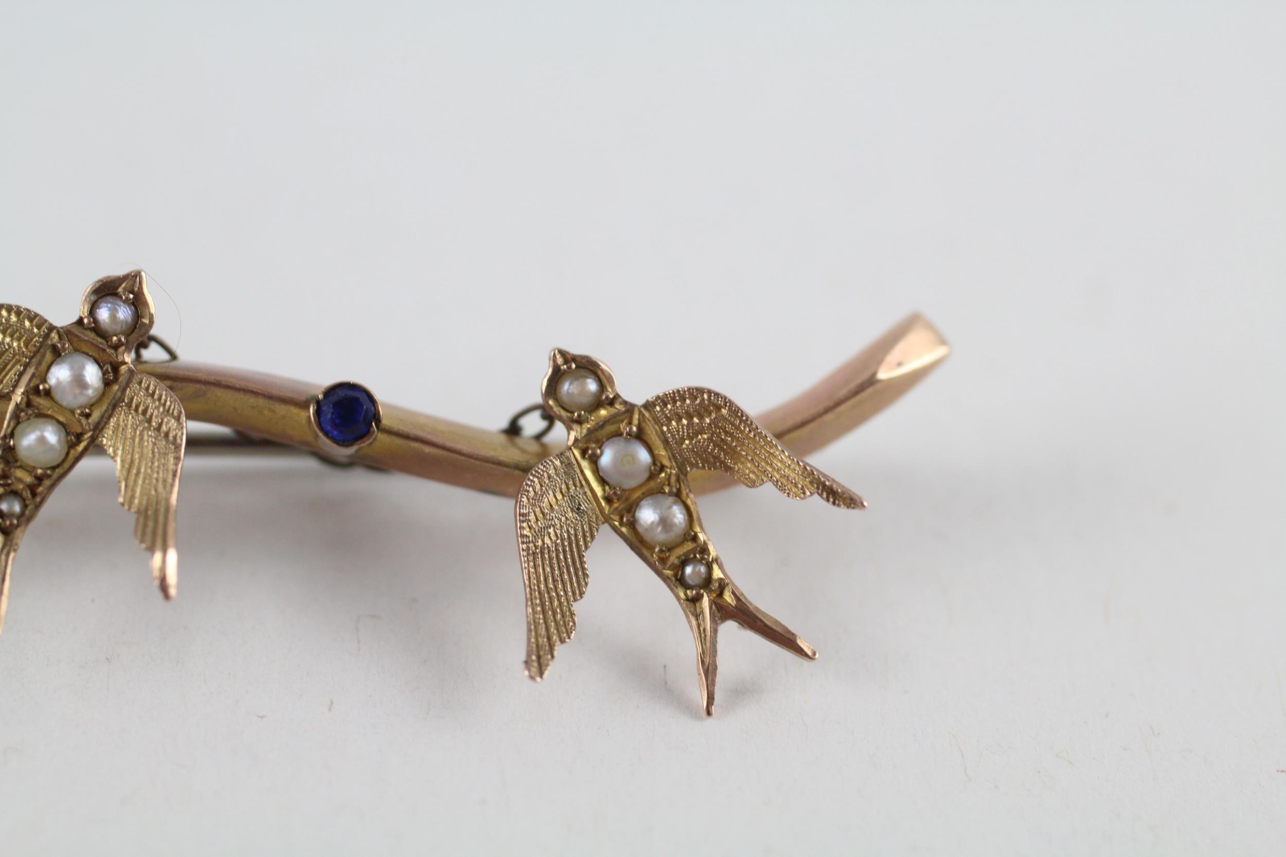 9ct gold paste & seed pearl antique bird brooch (2g) - Image 3 of 4