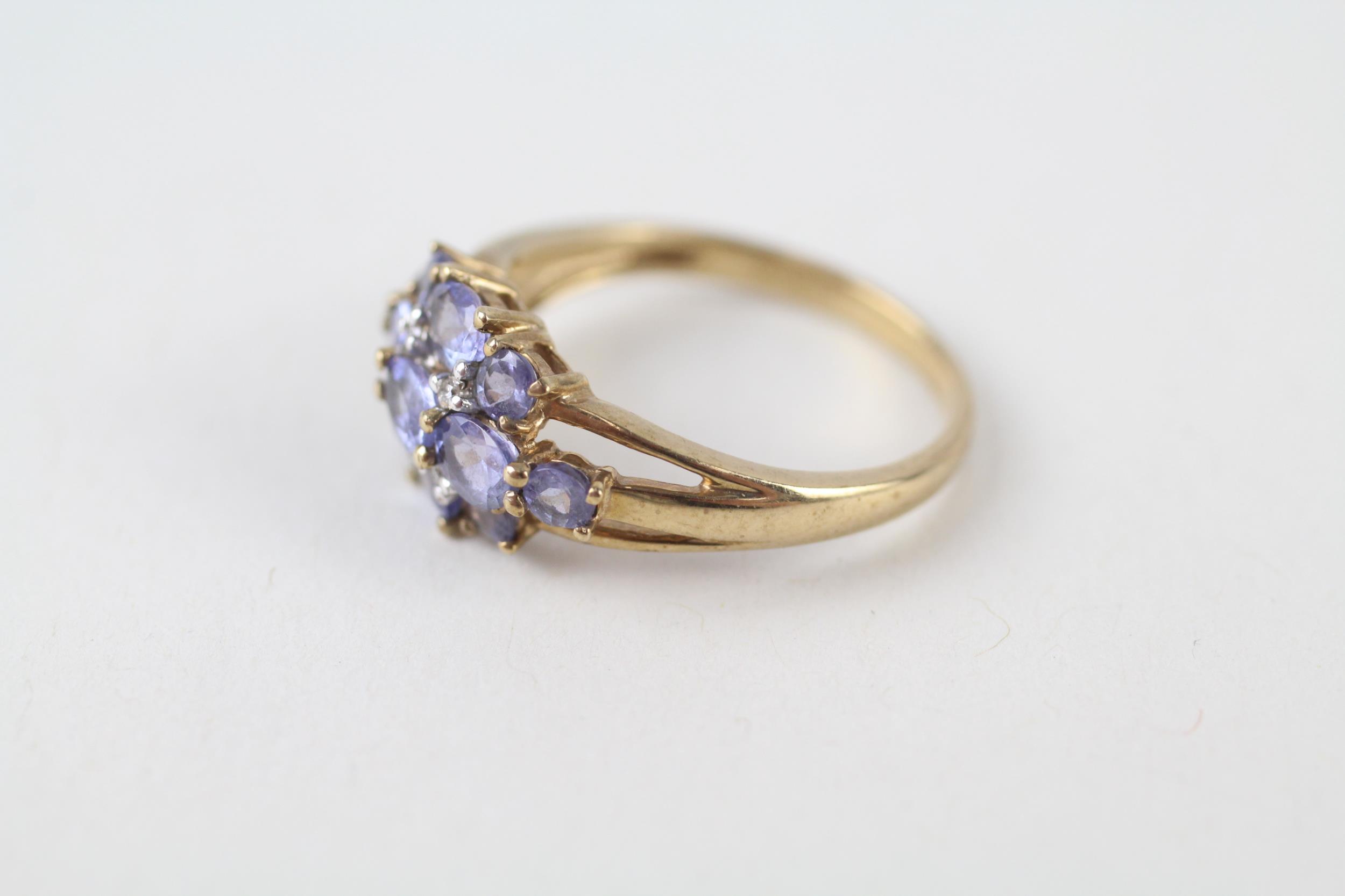 9ct gold tanzanite & diamond cluster ring (2.3g) Size M - Image 3 of 4