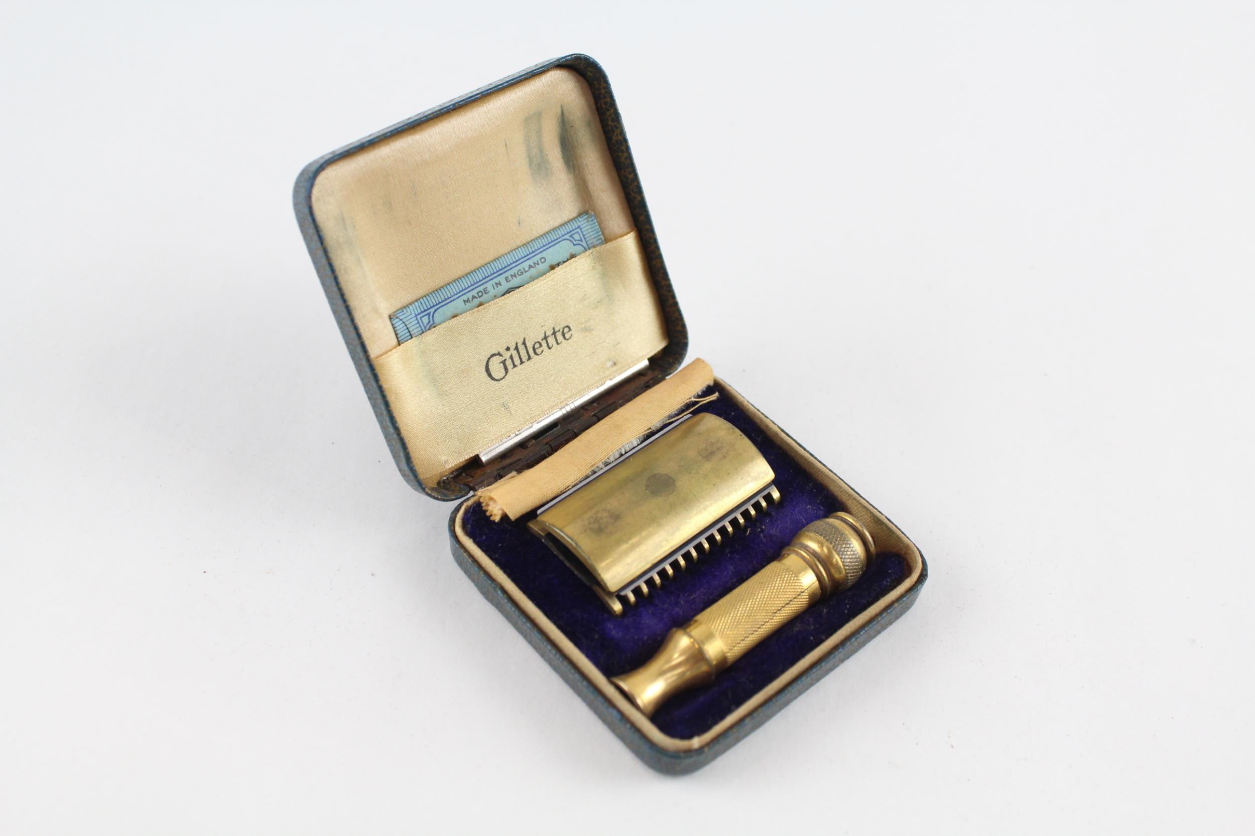 Gillette Vintage Travel Safety Razor Gold Tone in Original Case // Items in vintage condition