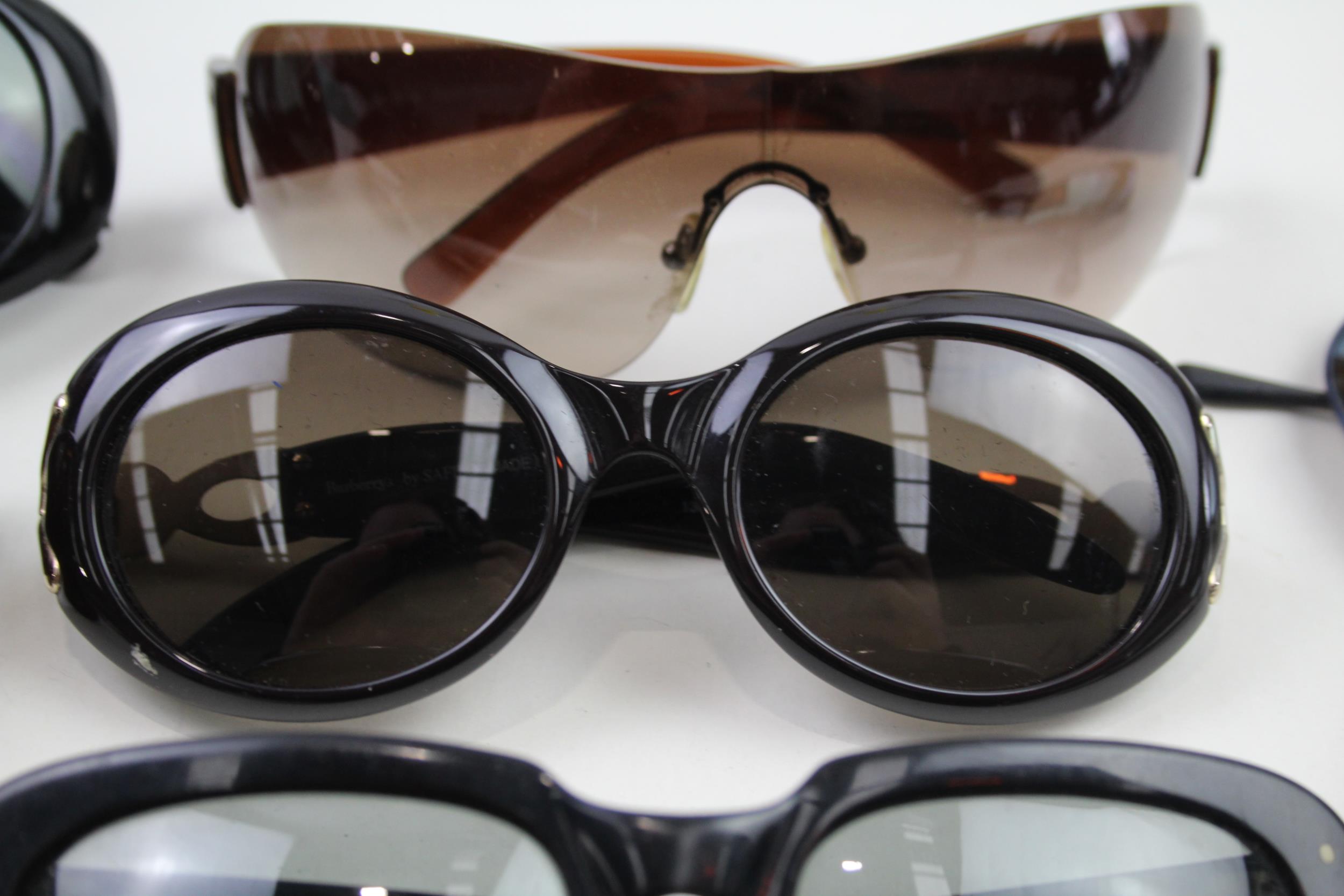 8 x Designer Sunglasses Assorted Inc Prada, Versace, Chloe, Burberry's Etc // Items are in - Image 6 of 8