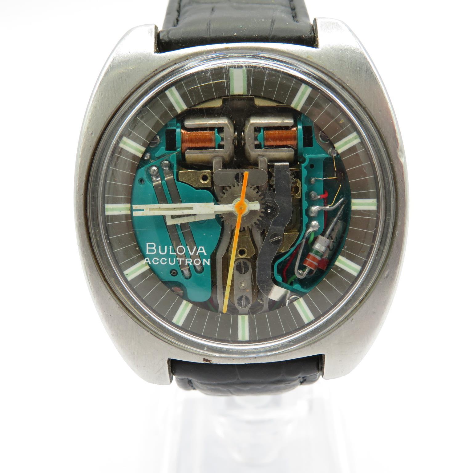 Bulova Accutron Spaceview 214 gents rare tuning fork wristwatch working at time of listing. Circa - Image 2 of 9