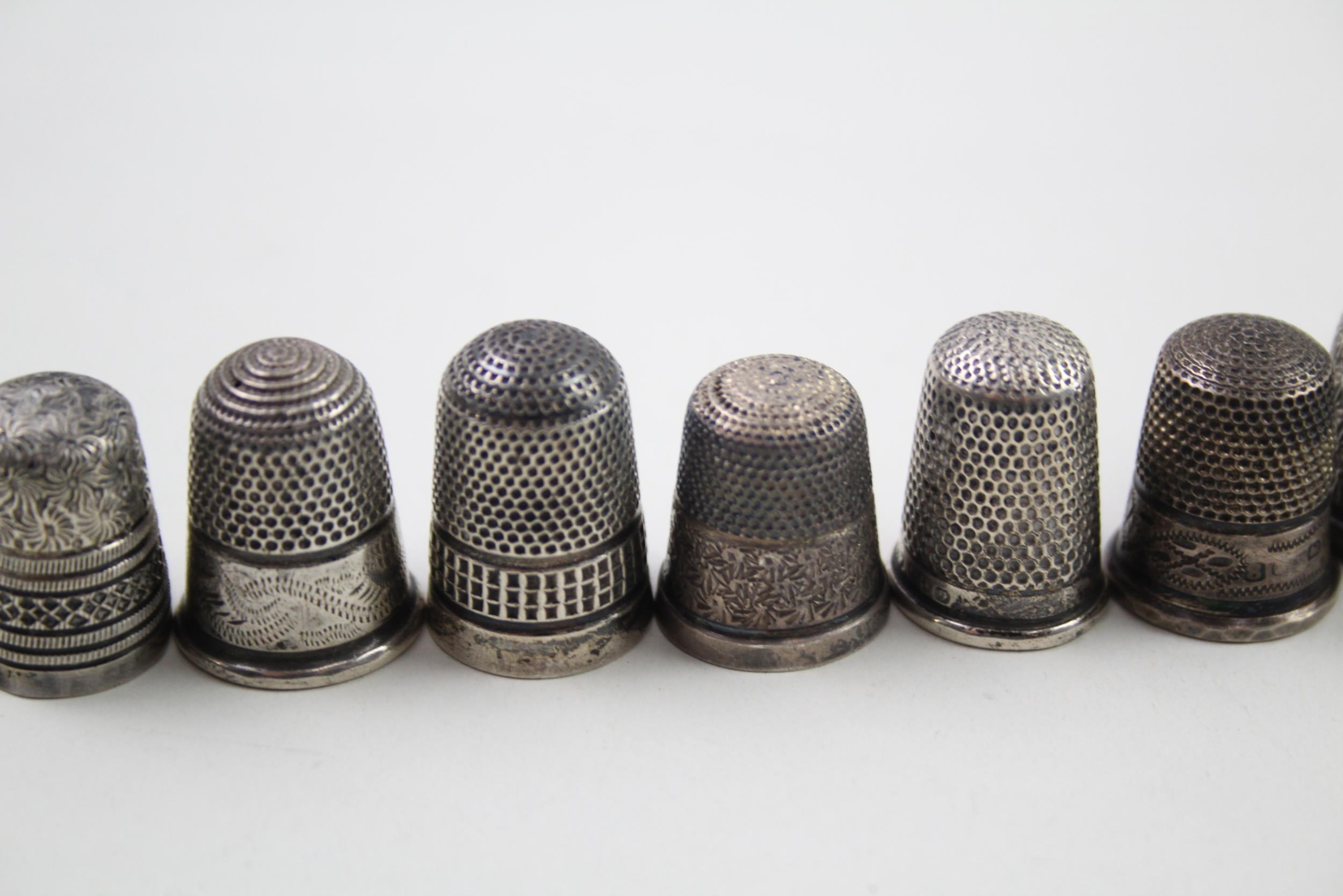 10 x Antique / Vintage HM .925 Sterling Silver Thimbles Inc Charles Horner (45g) // In antique / - Image 3 of 5