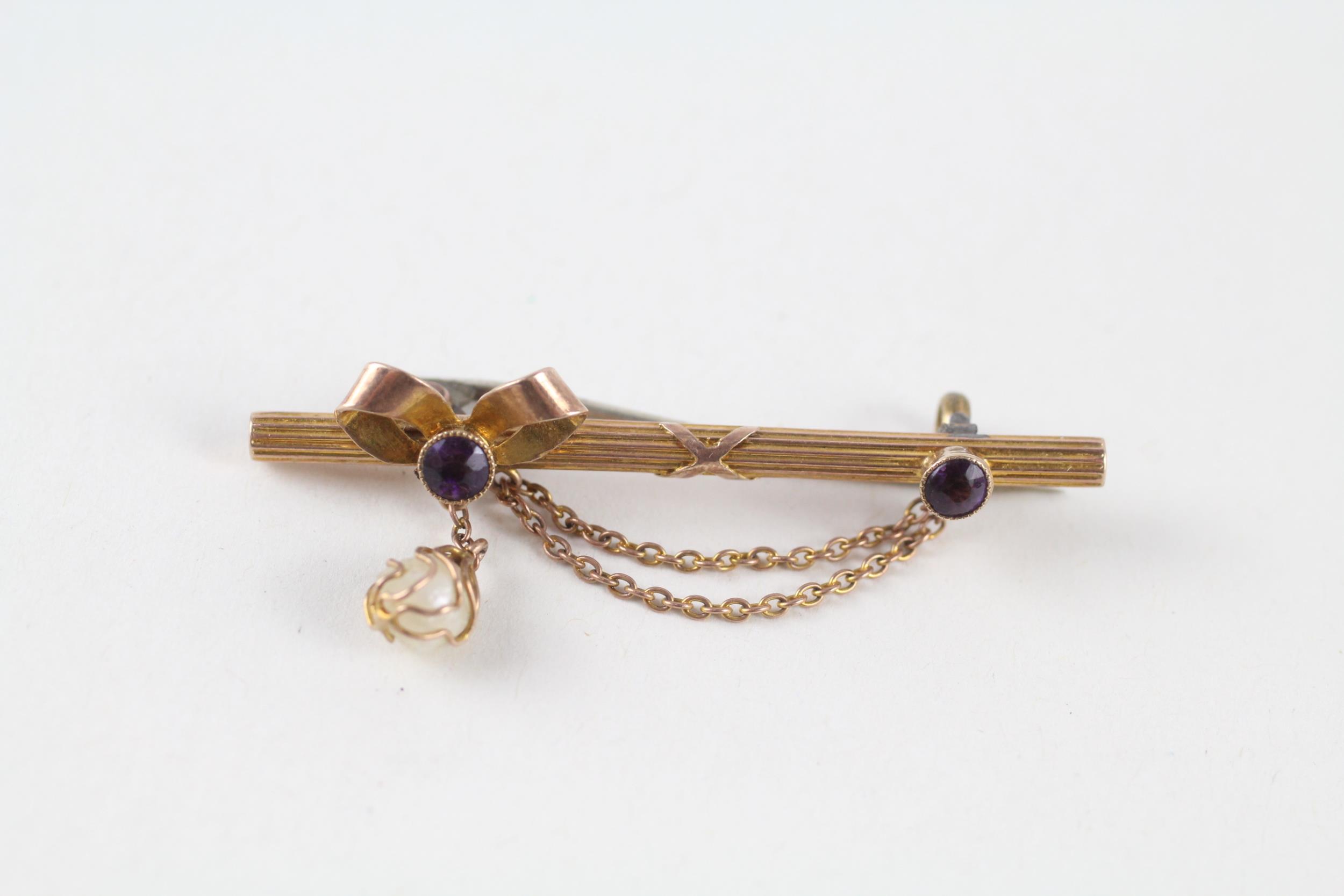 9ct gold antique amethyst & pearl bow brooch with base metal pin (2.1g)