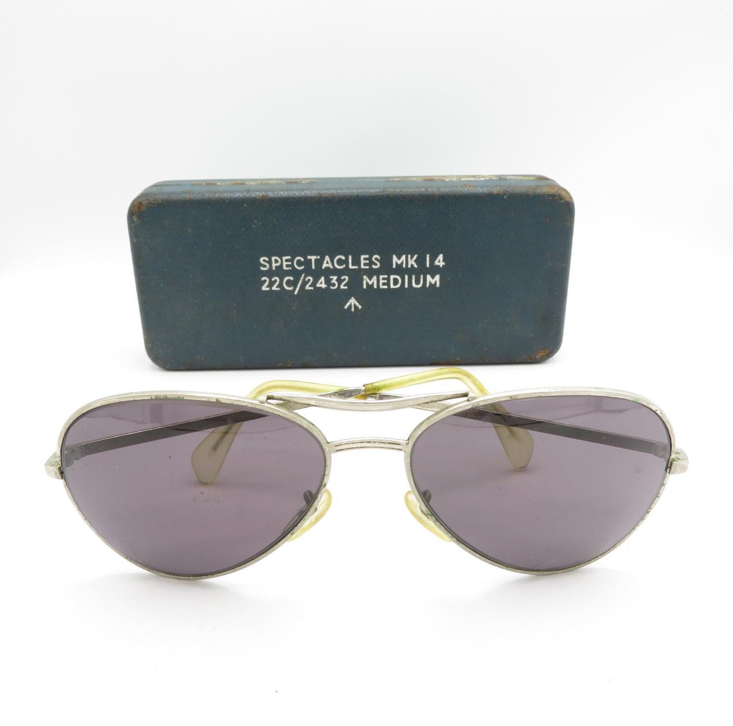 Military flying spectacles