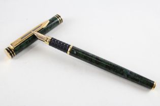 Vintage WATERMAN Ideal Green Lacquer Fountain Pen w/ 18ct Gold Nib WRITING // Dip Tested & WRITING