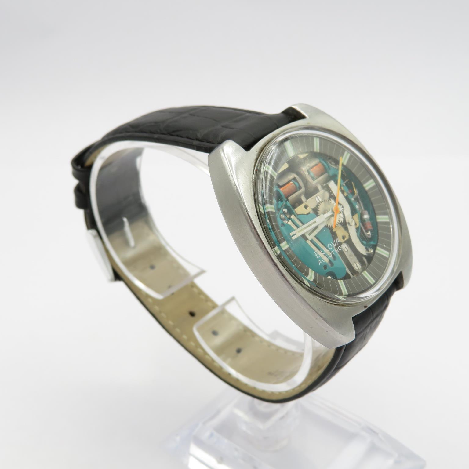 Bulova Accutron Spaceview 214 gents rare tuning fork wristwatch working at time of listing. Circa - Image 4 of 9