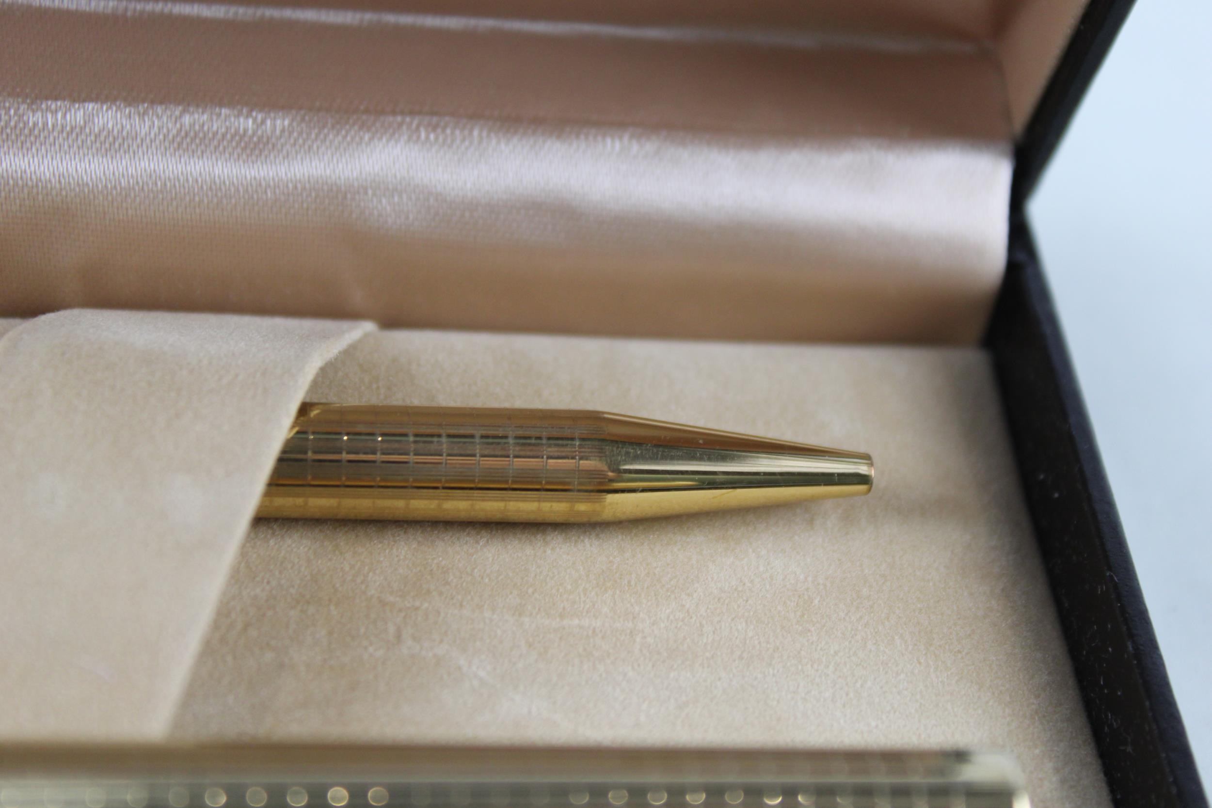 Vintage SHEAFFER Targa Gold Plated Fountain Pen w/ 14ct Gold Nib, Ballpoint, Box // w/ 14ct Gold - Image 5 of 6