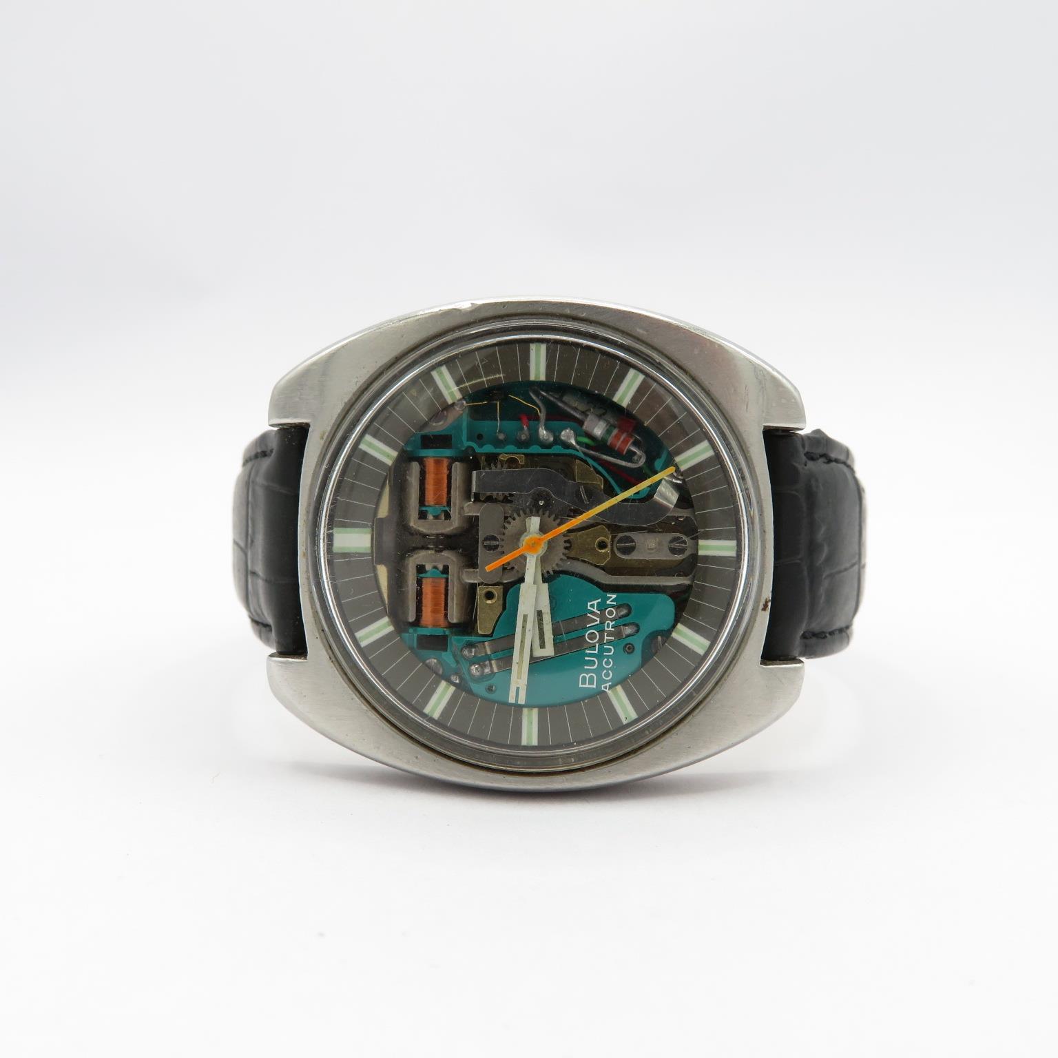 Bulova Accutron Spaceview 214 gents rare tuning fork wristwatch working at time of listing. Circa - Image 5 of 9