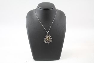 Silver Citrine pendant necklace (9g)