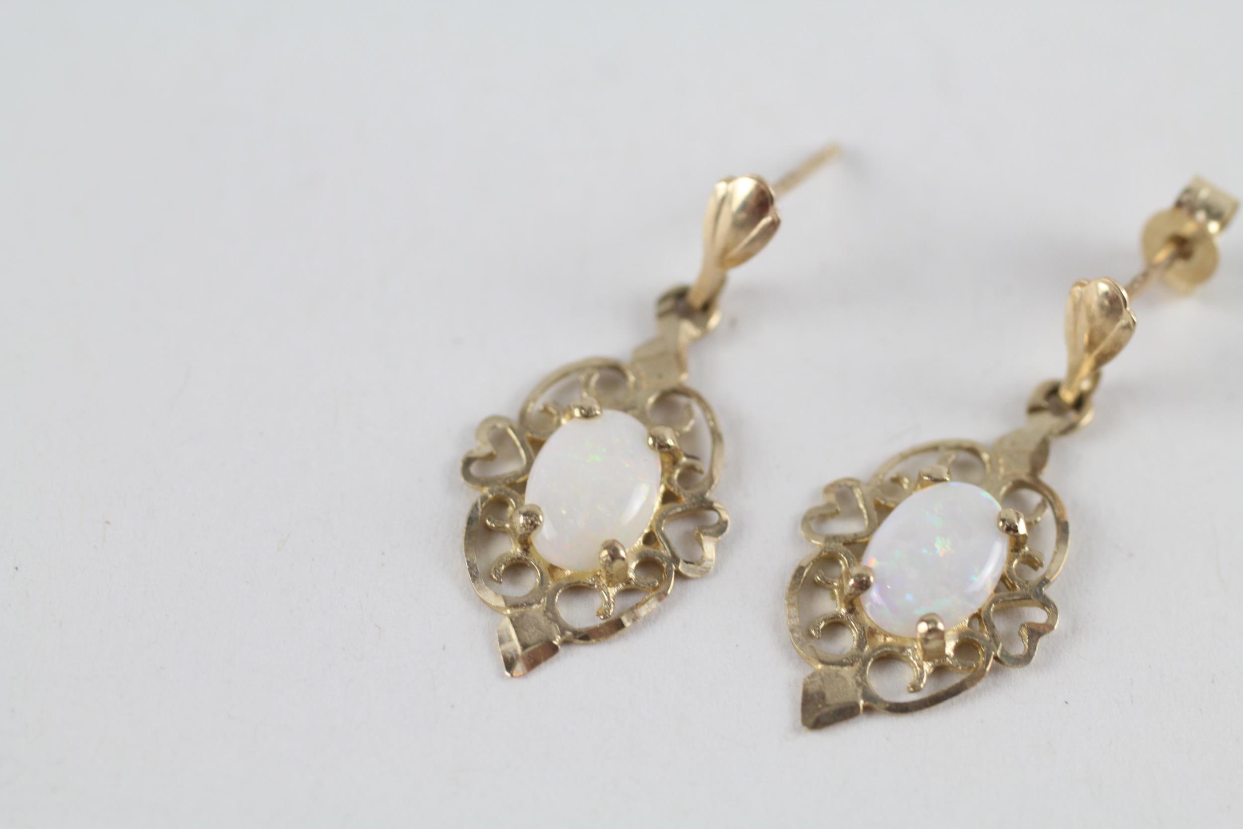 9ct gold opal drop earrings (1.2g) - Image 2 of 4