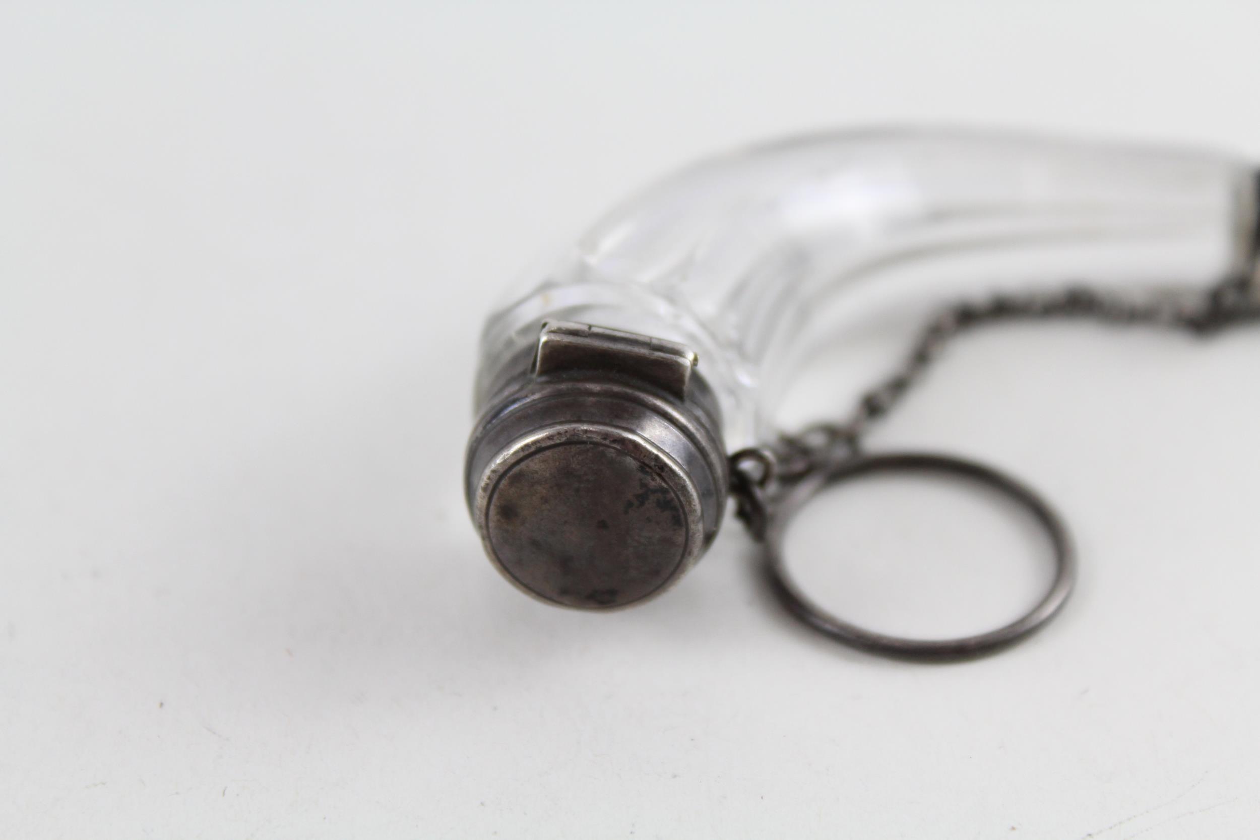 Victorian .850 Silver Topped & Cut Glass Novelty Hunting Horn Scent Bottle 32g // XRF TESTED FOR - Image 4 of 5