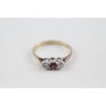 9ct gold ruby & diamond three stone ring (1.5g) Size L