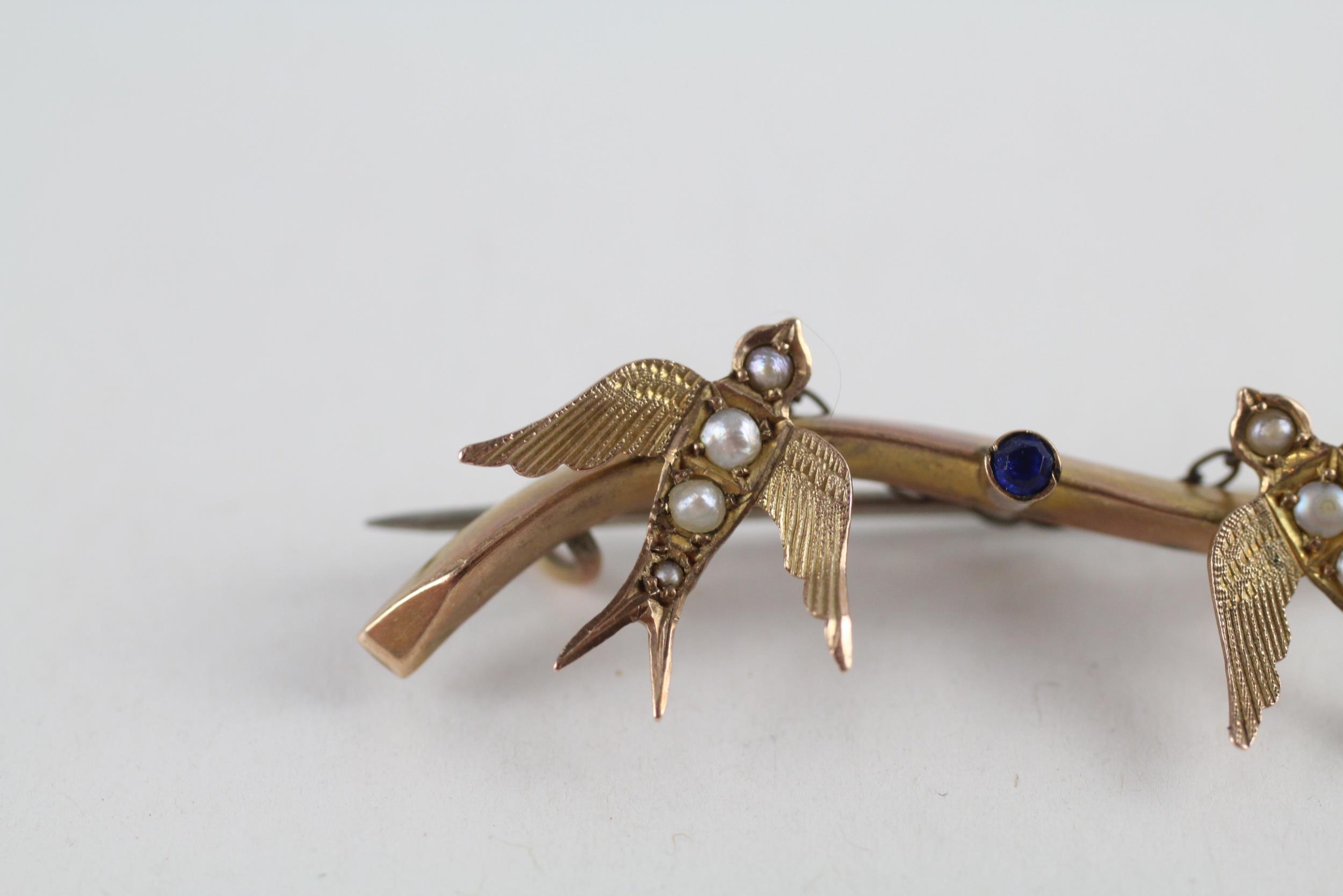 9ct gold paste & seed pearl antique bird brooch (2g) - Image 2 of 4