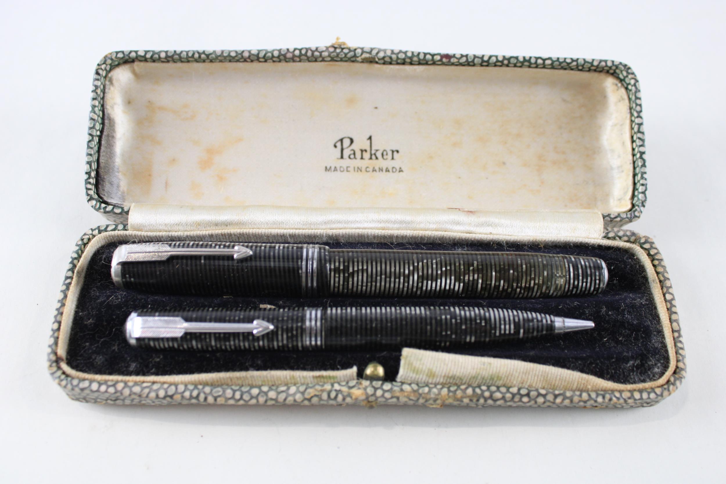 Vintage PARKER Vaccumatic Grey Fountain Pen w/ 14ct Nib, Pencil, Original Box // w/ 14ct Gold Nib,