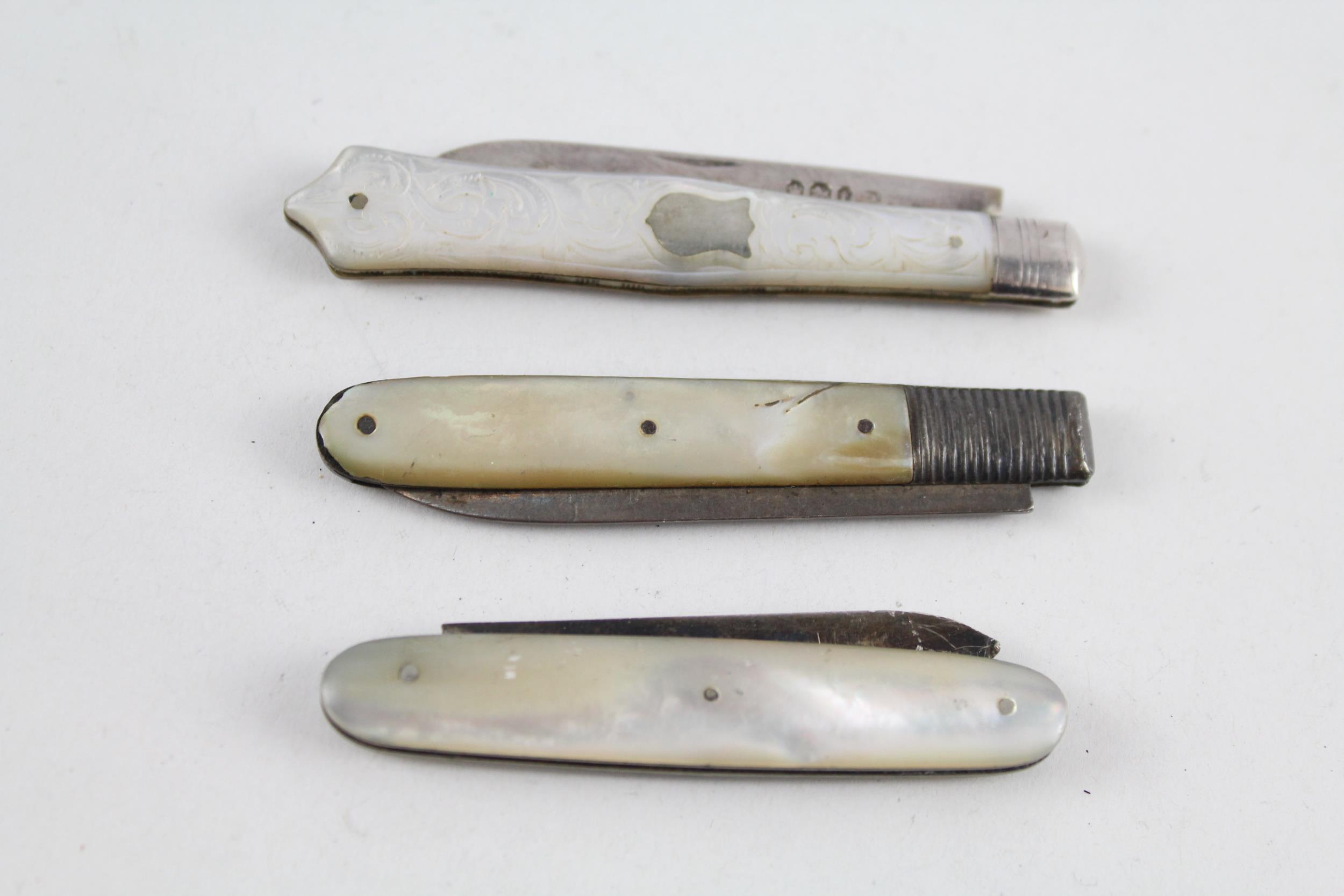 3 x Antique HM .925 Sterling Silver & Mother of Pearl Handled Fruit Knives 61g // In antique