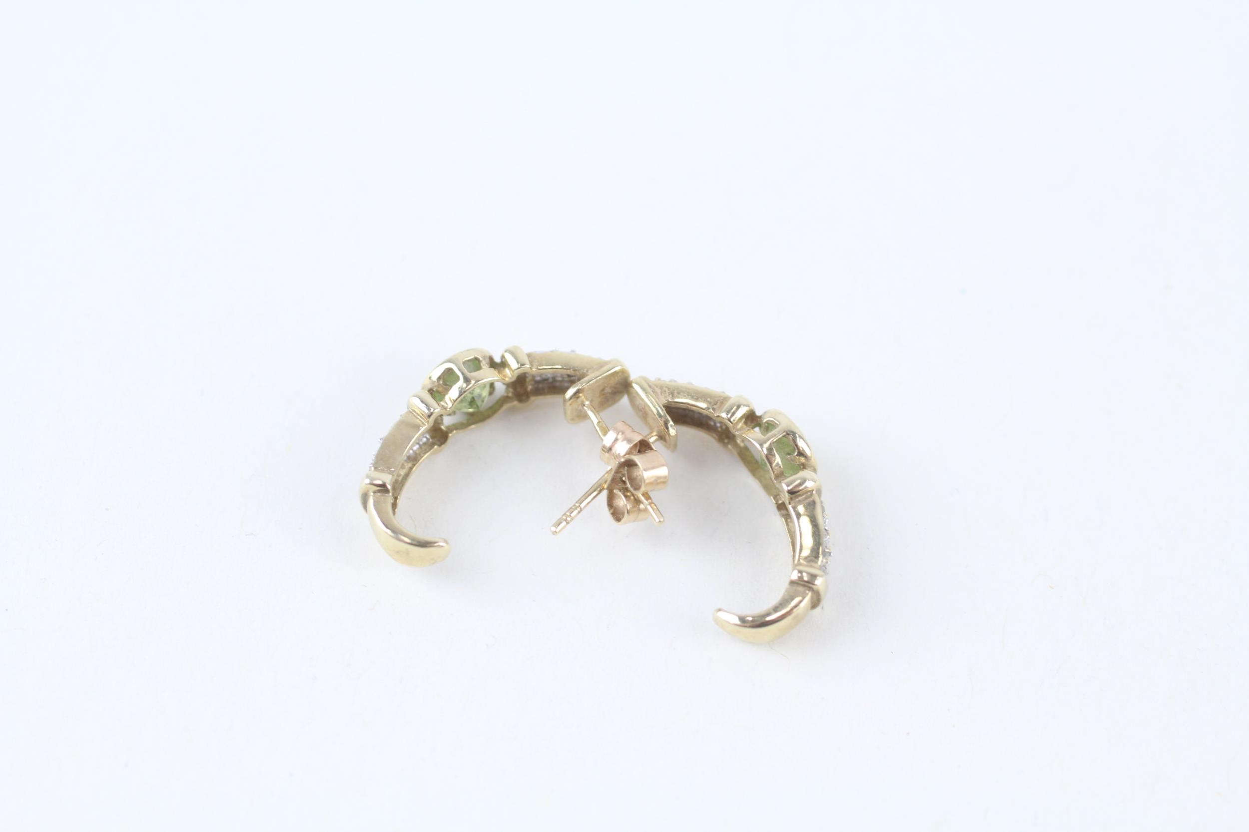 9ct gold peridot & diamond earrings (2.5g) - Image 4 of 4