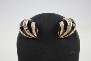 Pair of gold tone enamel and rhinestone clip on earrings by designer Nina Ricci (18g)